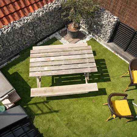 Dierenweide Upstairs *