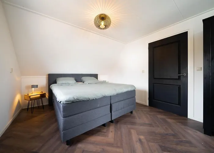 Dierenweide Upstairs * Goedereede